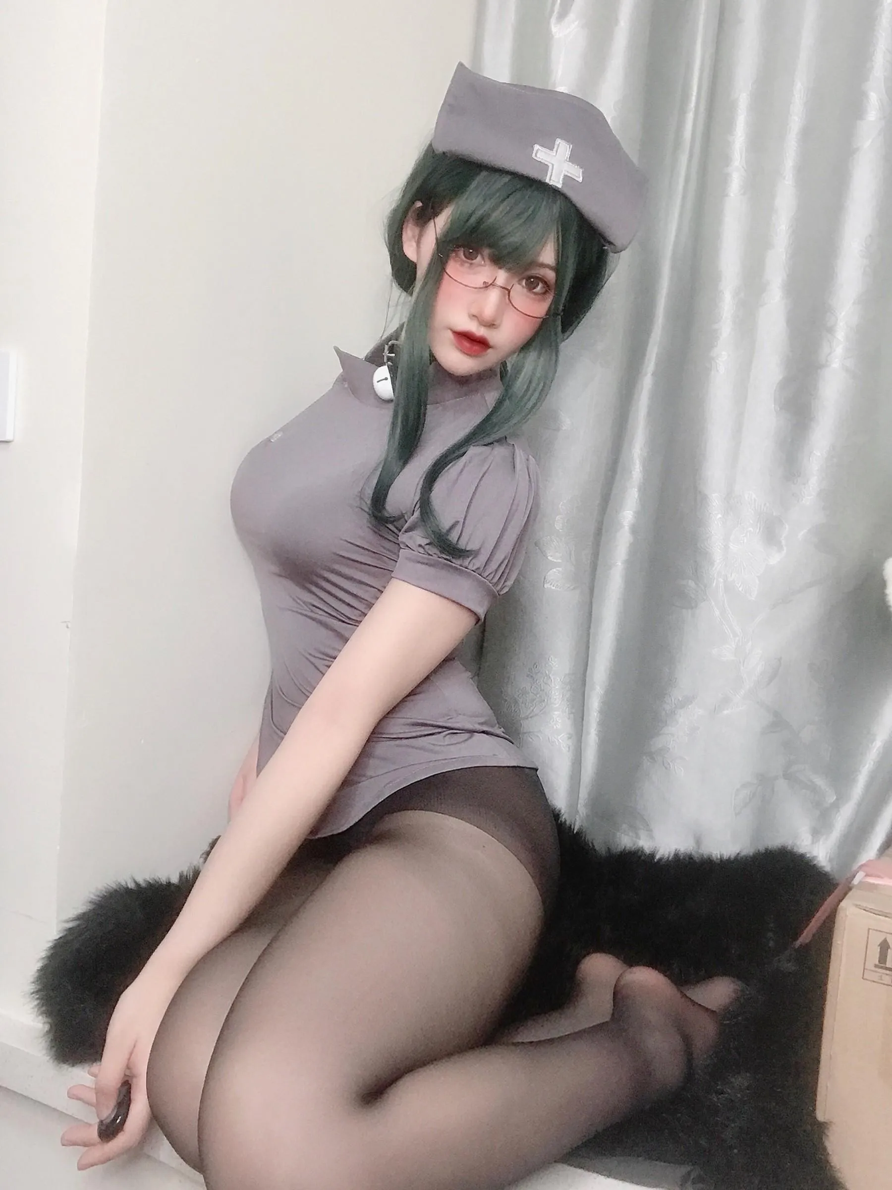 你十七鸽 – NO.04 灰色护士 [146P]插图8